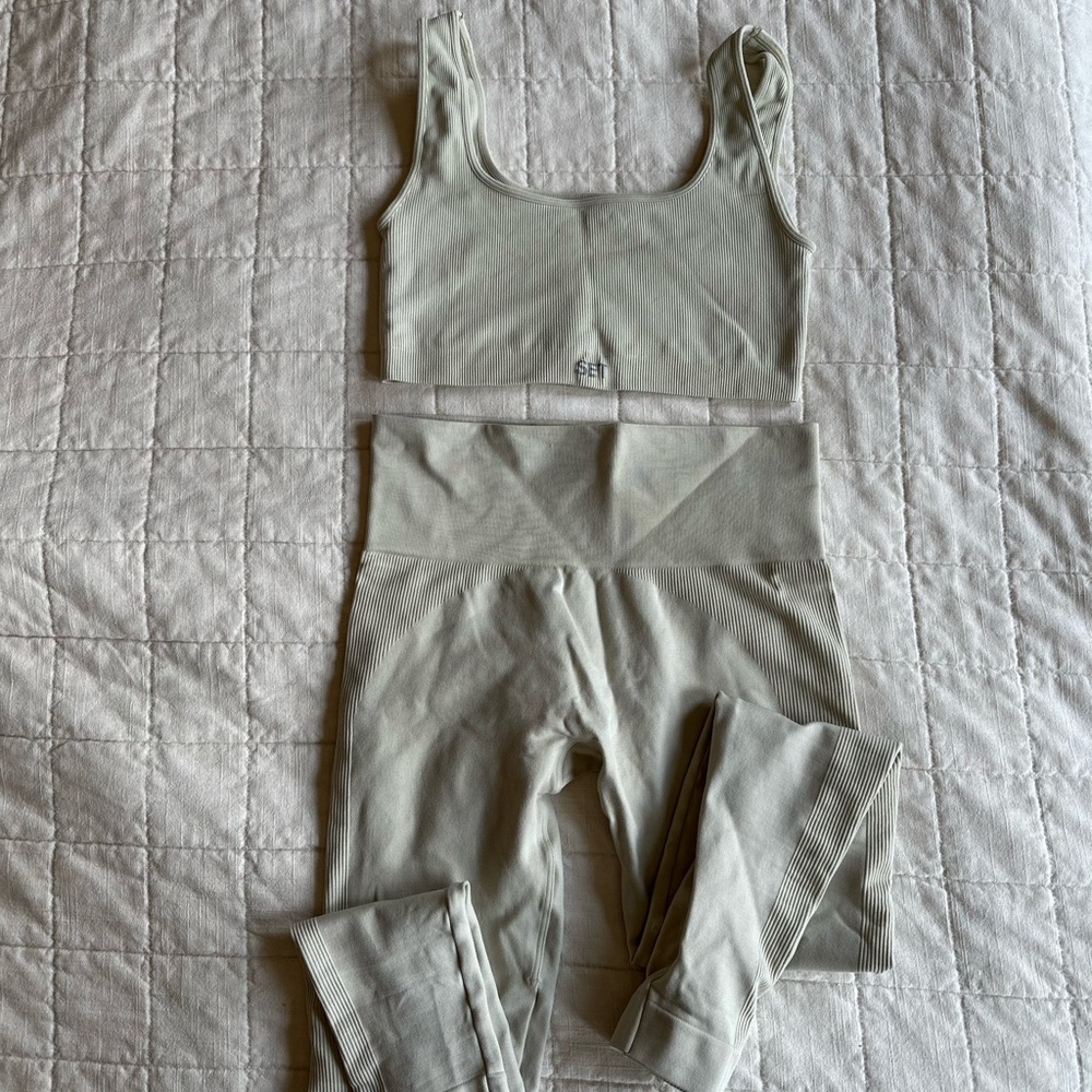 SET Active Sculptflex Set Oatmilk